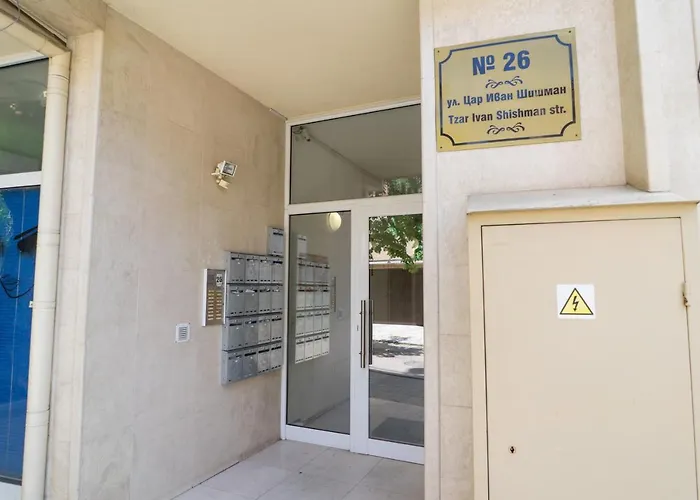 Sea Grape Wine Flat In Old Center * Варна